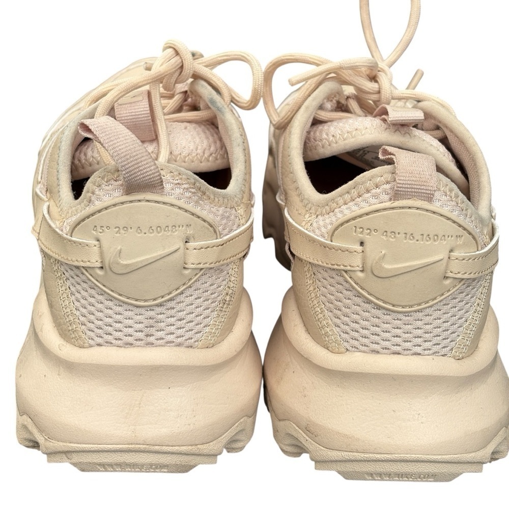 Nike Womens TC 7900 Sanddrift Walking Hiking Shoe HF1055-133 Women’s Size 7 - Picture 10 of 13
